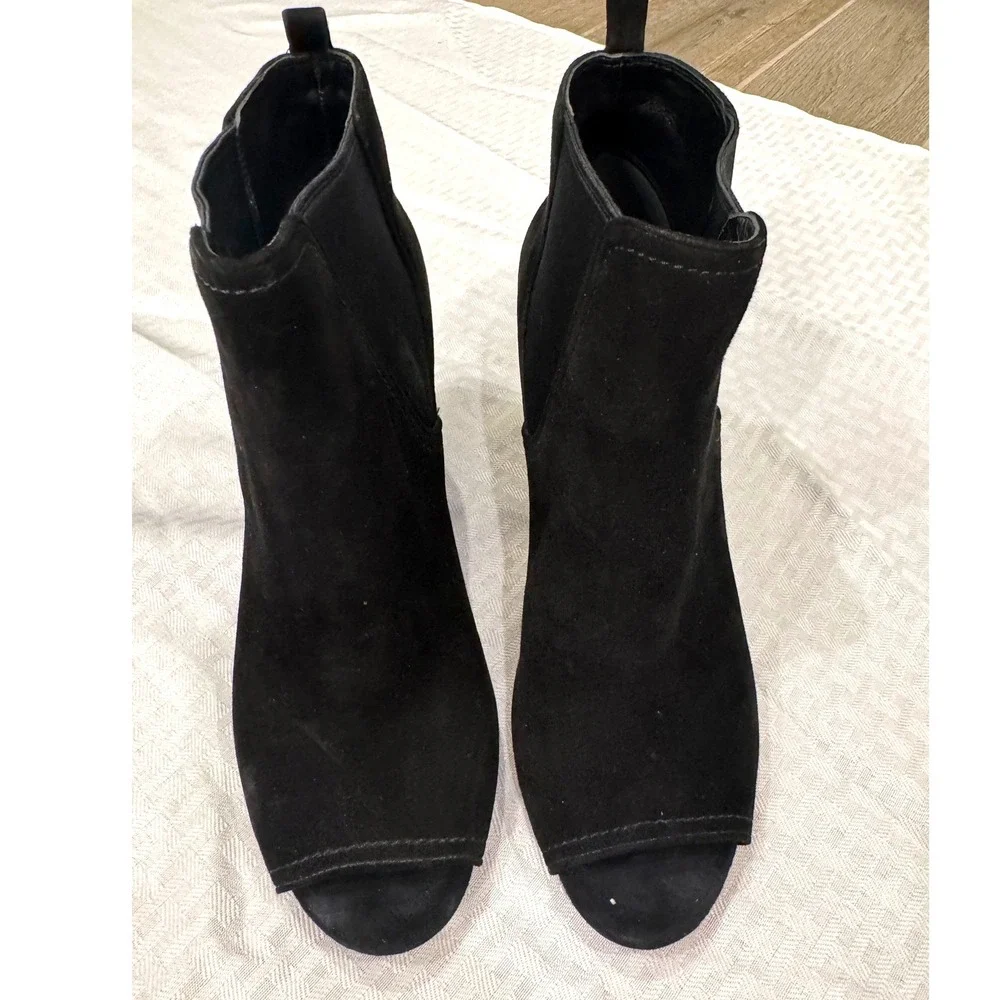 Tory Burch Black Suede Peep Toe Booties Women 8.5 Block Heel Chelsea Ankle Boots